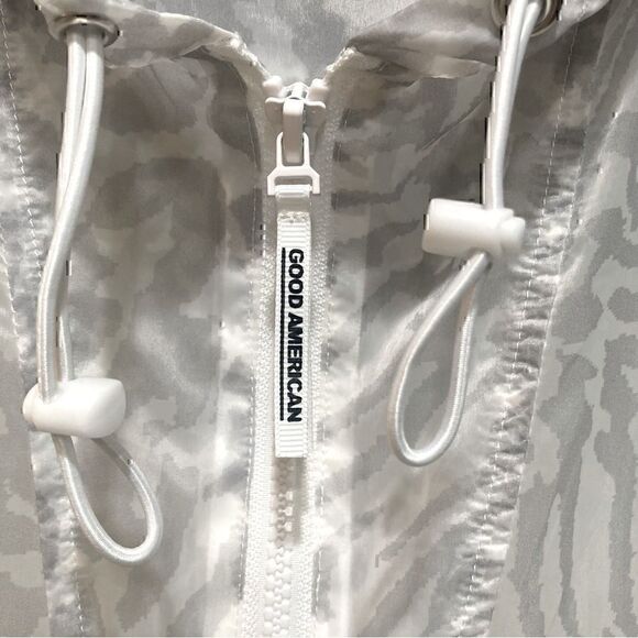 NWT Good American Icy Leopard Print Windbreaker Jacket Size 1 (S) - Picture 9 of 13